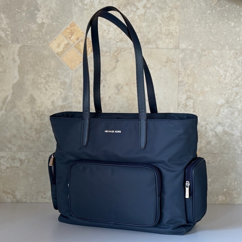 Michael Kors Khai LG Multifunction Pocket Laptop Tote Shoulder Bag Navy - Picture 2 of 12